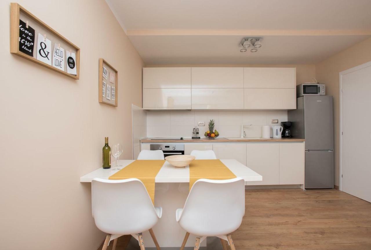 Apartman Mate Luka Макарска Экстерьер фото
